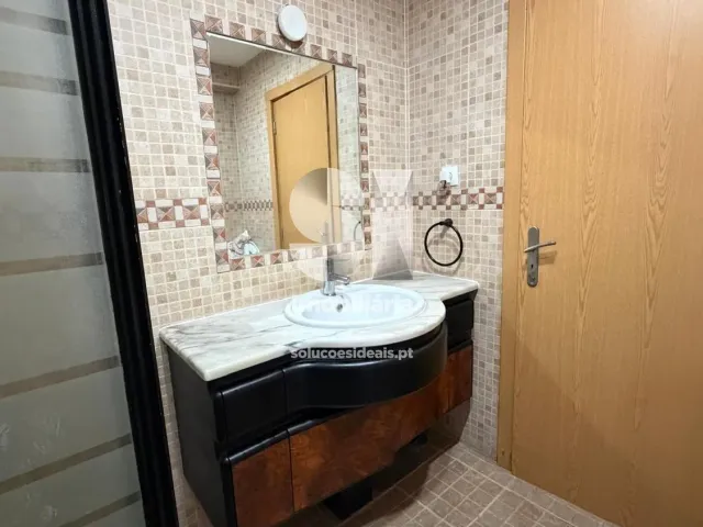 Apartamento T2 - Marinha Grande, Marinha Grande, Leiria - Miniatura: 12/13