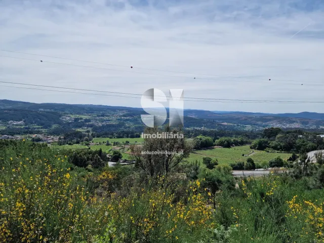 Terreno Urbano T0 - Parada de Todeia, Paredes, Porto - Miniatura: 1/43