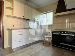 Moradia T4 - Adoufe e Vilarinho de Samard�, Vila Real, Vila Real - Miniatura: 11/33