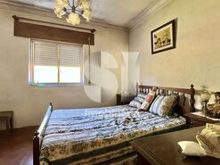 Moradia T4 - Adoufe e Vilarinho de Samard�, Vila Real, Vila Real - Miniatura: 24/33