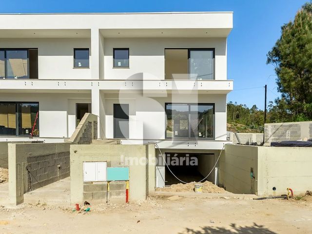 Moradia T3 - Fermedo, Arouca, Aveiro - Imagem grande