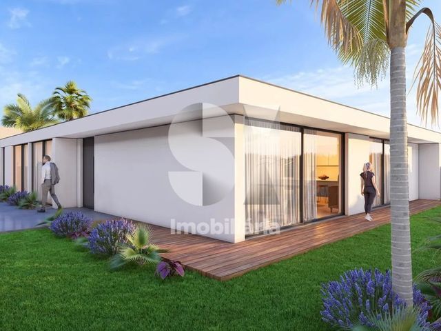 Moradia T3 - P�voa de Varzim, P�voa de Varzim, Porto - Imagem grande