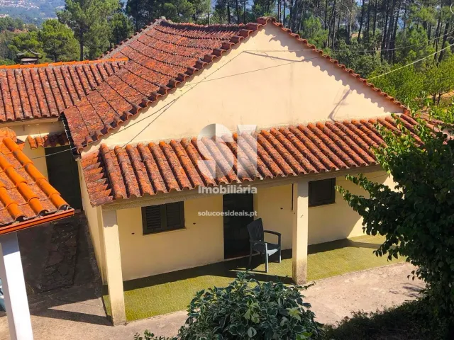 Moradia T0 - Parada de Cunhos, Vila Real, Vila Real