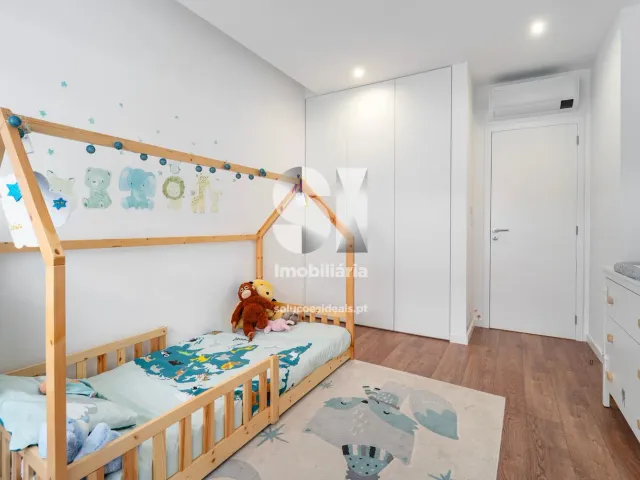 Apartamento T2 - Parceiros, Leiria, Leiria - Miniatura: 28/31