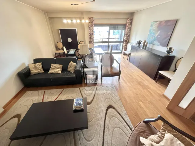 Apartamento T5 - Vila Real, Vila Real, Vila Real - Miniatura: 17/47