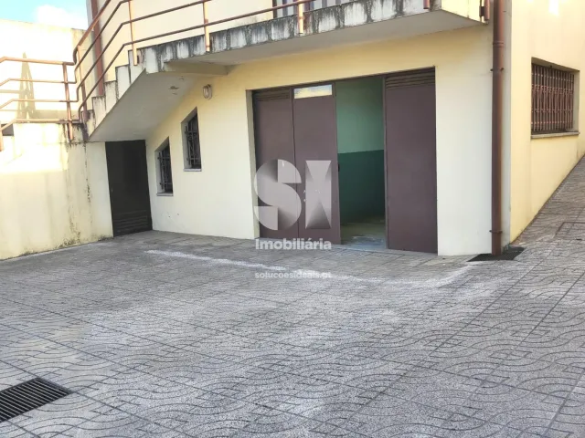 Com�rcio T0 - S�o Mamede de Infesta, Matosinhos, Porto - Miniatura: 2/25