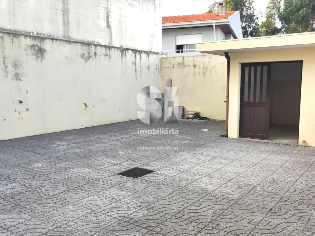 Com�rcio T0 - S�o Mamede de Infesta, Matosinhos, Porto - Miniatura: 5/25