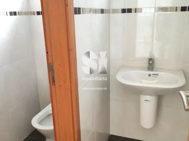 Com�rcio T0 - S�o Mamede de Infesta, Matosinhos, Porto - Miniatura: 23/25