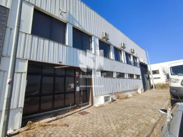 Armaz�m T0 - Santo Tirso, Santo Tirso, Porto - Miniatura: 4/37