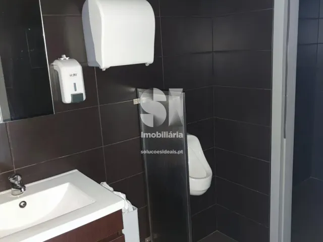 Armaz�m T0 - Santo Tirso, Santo Tirso, Porto - Miniatura: 16/37