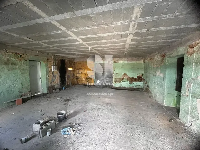 Moradia T4 - Cumieira, Santa Marta de Penagui�o, Vila Real - Miniatura: 13/29