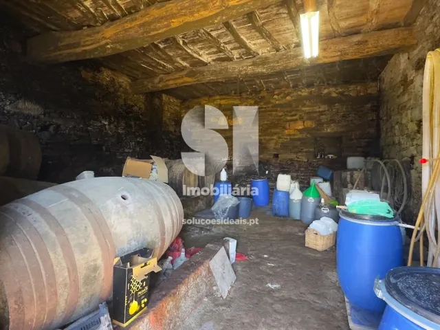 Quinta T3 - Fontelas, Peso da R�gua, Vila Real - Miniatura: 27/36