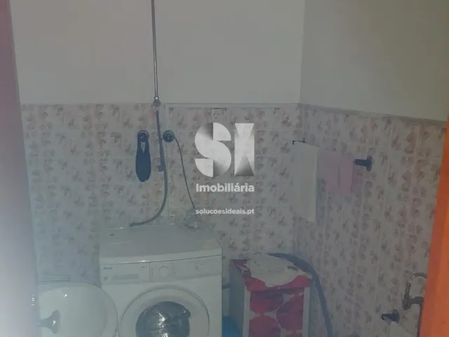 Moradia T3 - Sarzedo, Arganil, Coimbra - Miniatura: 23/31