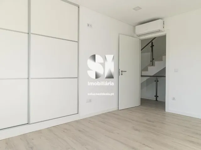 Moradia T5 - Antuzede, Coimbra, Coimbra - Miniatura: 15/27