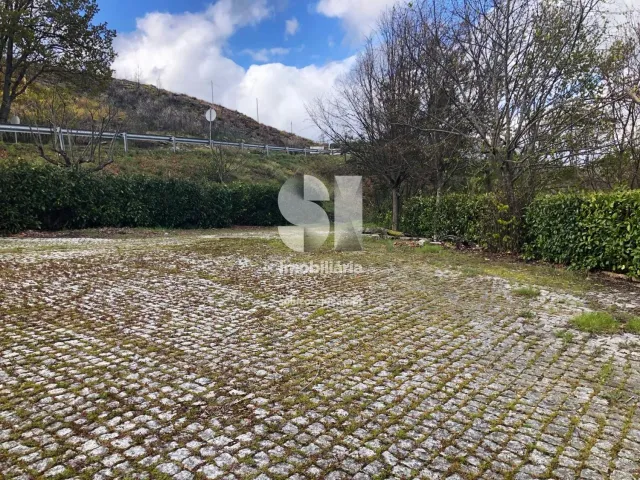 Bar/Restaurante T1 - Adoufe e Vilarinho de Samard�, Vila Real, Vila Real - Miniatura: 30/33