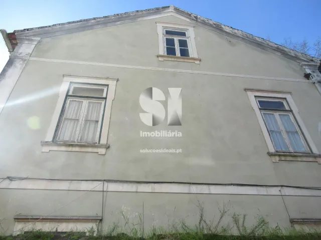 Moradia T5 - Santo Ant�nio dos Olivais, Coimbra, Coimbra - Miniatura: 1/2