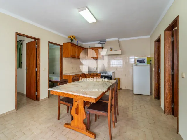 Moradia > T6 - Vieira de Leiria, Marinha Grande, Leiria - Miniatura: 24/35