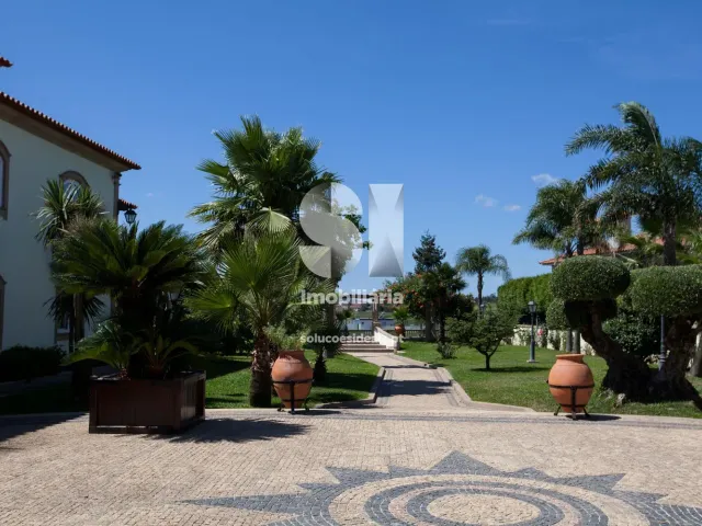 Quinta T5 - Vila Nova de Famalic�o, Vila Nova de Famalic�o, Braga - Miniatura: 2/28