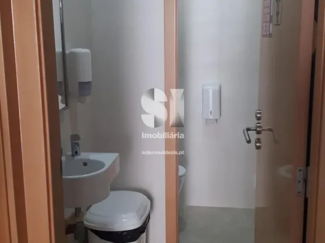 Bar/Restaurante T0 - Vieira de Leiria, Marinha Grande, Leiria - Miniatura: 12/22