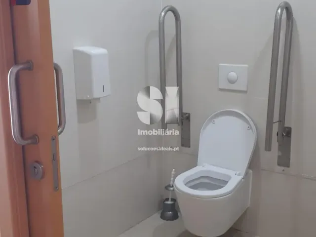 Bar/Restaurante T0 - Vieira de Leiria, Marinha Grande, Leiria - Miniatura: 13/22