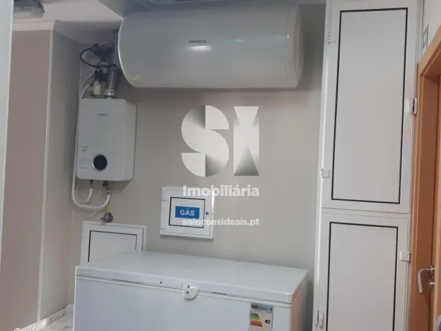 Bar/Restaurante T0 - Vieira de Leiria, Marinha Grande, Leiria - Miniatura: 17/22