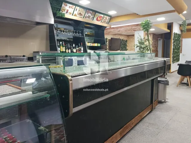 Bar/Restaurante T0 - Bonfim, Porto, Porto - Miniatura: 1/15