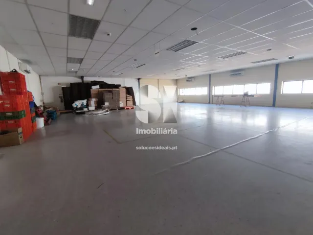 Armaz�m T0 - Santo Tirso, Santo Tirso, Porto - Miniatura: 6/37