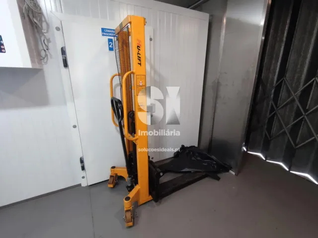 Armaz�m T0 - Santo Tirso, Santo Tirso, Porto - Miniatura: 28/37