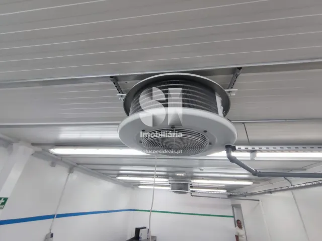 Armaz�m T0 - Santo Tirso, Santo Tirso, Porto - Miniatura: 32/37