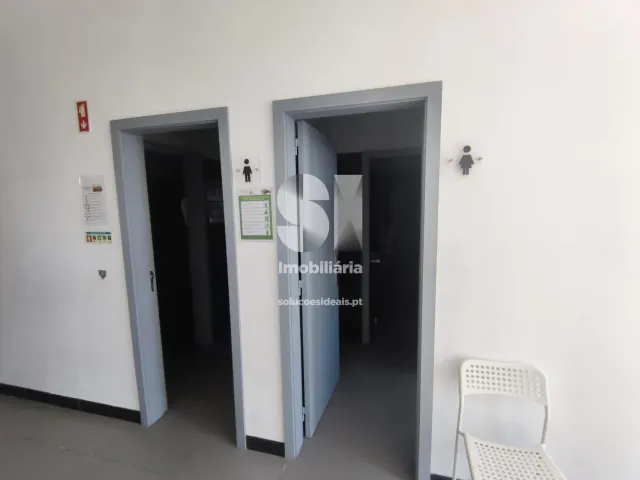 Armaz�m T0 - Santo Tirso, Santo Tirso, Porto - Miniatura: 35/37