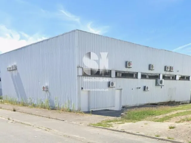 Armaz�m T0 - Santo Tirso, Santo Tirso, Porto - Miniatura: 37/37