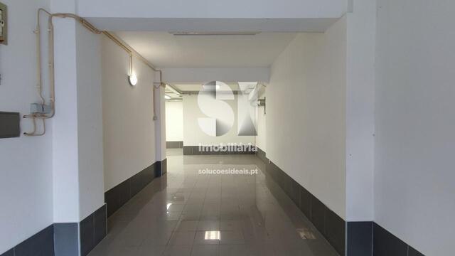 Garagem - Coimbra, Coimbra, Coimbra - Imagem grande