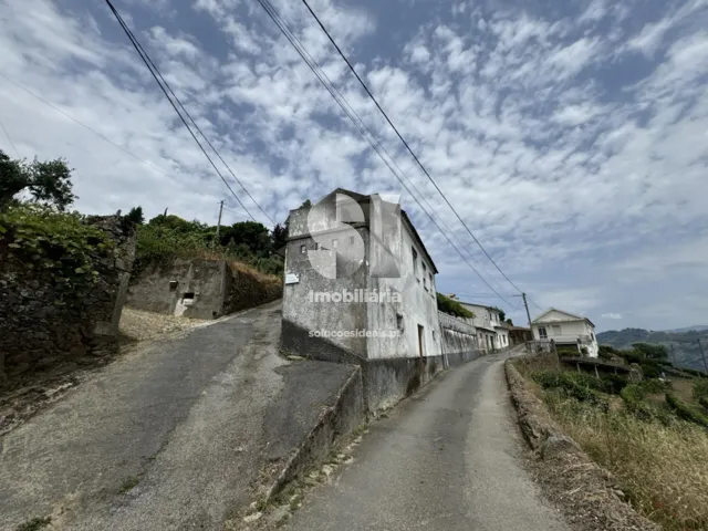 Moradia T0 - Sever, Santa Marta de Penagui�o, Vila Real - Imagem grande