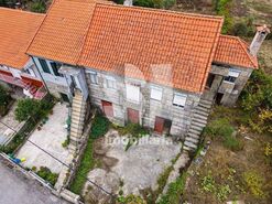 Moradia T3 - Casal Vasco, Fornos de Algodres, Guarda