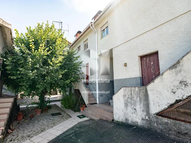 Moradia T6 - Santa Clara, Coimbra, Coimbra - Miniatura: 29/41