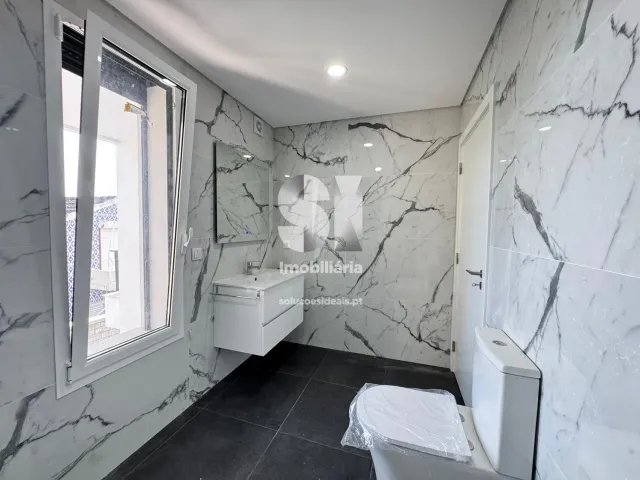 Moradia T0 - Santa Clara, Coimbra, Coimbra - Miniatura: 8/18