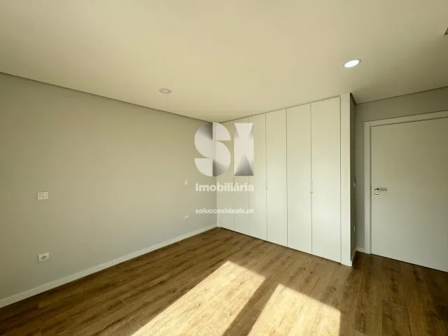 Moradia T0 - Santa Clara, Coimbra, Coimbra - Miniatura: 10/18