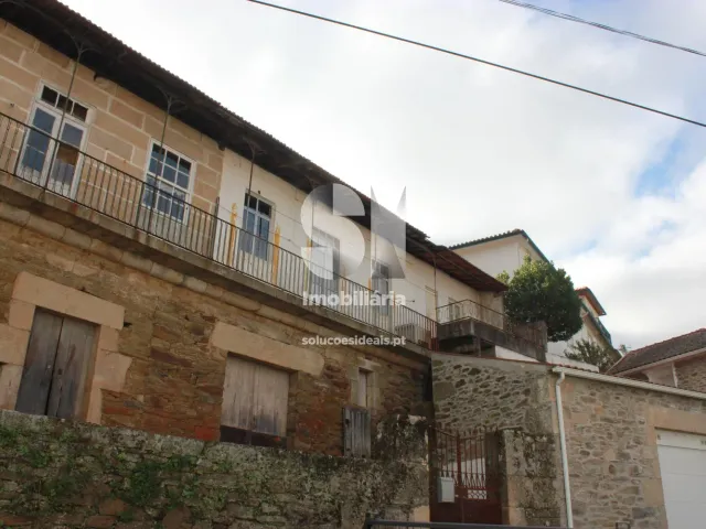 Moradia T2 - Sanfins do Douro, Alij�, Vila Real - Miniatura: 2/29