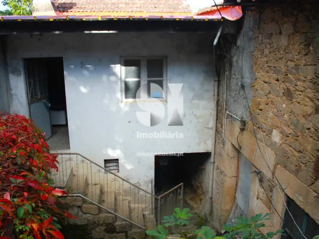 Moradia T2 - Sanfins do Douro, Alij�, Vila Real - Miniatura: 17/29