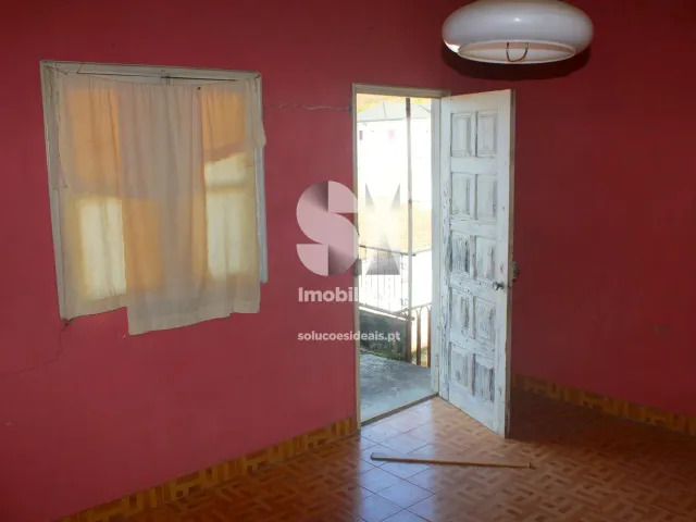 Moradia T2 - Sanfins do Douro, Alij�, Vila Real - Miniatura: 20/29