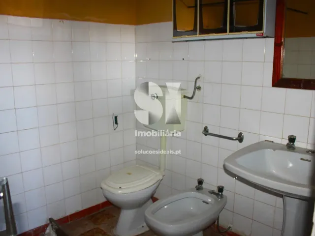 Moradia T2 - Sanfins do Douro, Alij�, Vila Real - Miniatura: 22/29