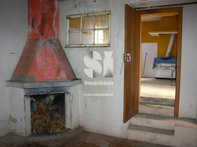 Moradia T2 - Sanfins do Douro, Alij�, Vila Real - Miniatura: 23/29