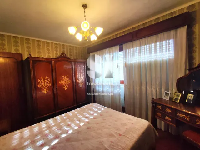 Moradia T6 - Nogueira, Maia, Porto - Miniatura: 18/20