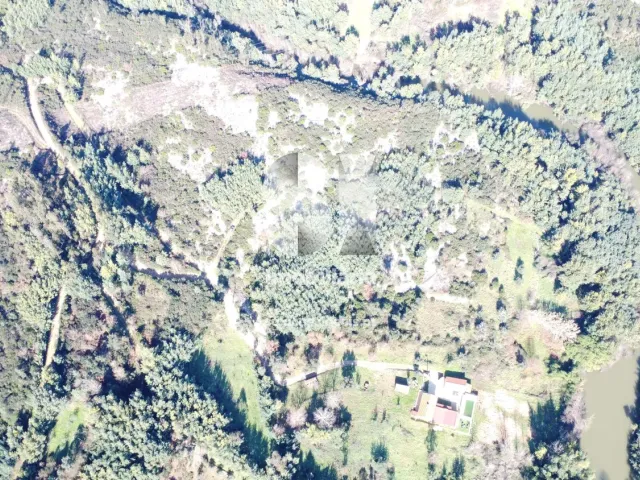 Terreno Urbano T0 - S�o Martinho da Corti�a, Arganil, Coimbra - Miniatura: 16/20