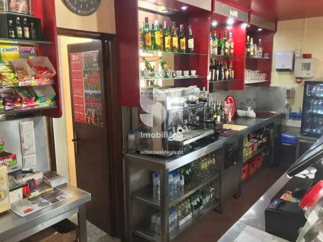 Moradia T5 - Adoufe e Vilarinho de Samard�, Vila Real, Vila Real - Miniatura: 5/49