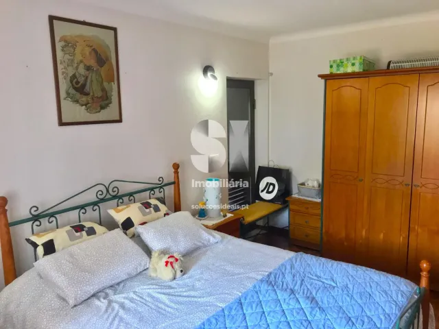 Moradia T5 - Adoufe e Vilarinho de Samard�, Vila Real, Vila Real - Miniatura: 43/49