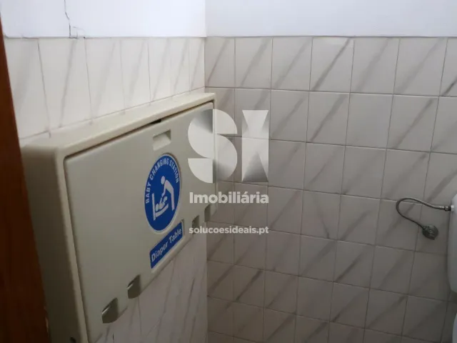 Bar/Restaurante T0 - S�o Martinho da Corti�a, Arganil, Coimbra - Miniatura: 9/37