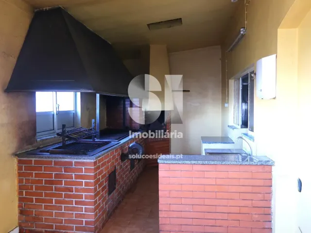 Bar/Restaurante T0 - S�o Martinho da Corti�a, Arganil, Coimbra - Miniatura: 18/37