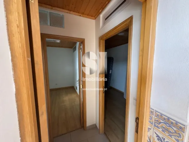 Com�rcio T0 - Vila Real, Vila Real, Vila Real - Miniatura: 7/10