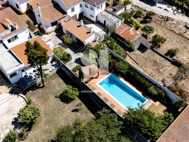 Moradia T4 - Alfeizer�o, Alcoba�a, Leiria - Miniatura: 3/29